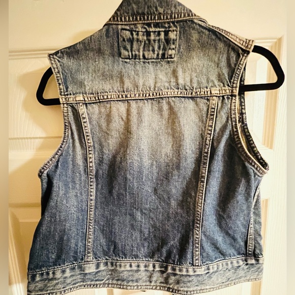Express Jean Vest - Picture 2 of 3